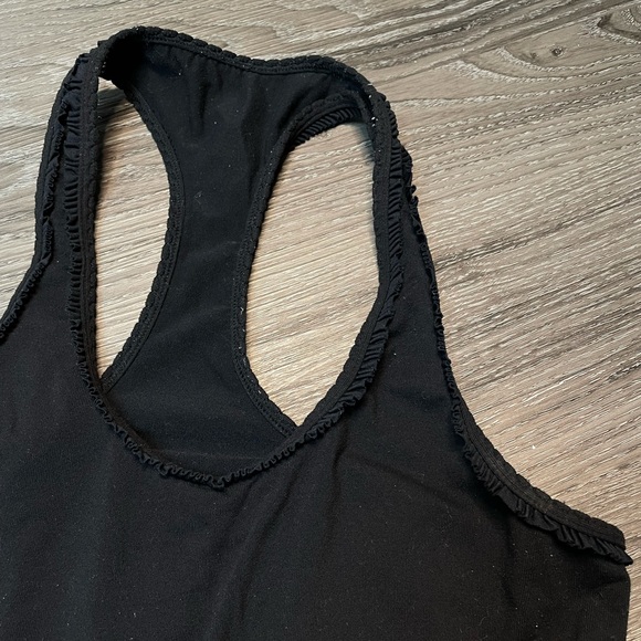 Black Lululemon Tank size 8 - Picture 2 of 3